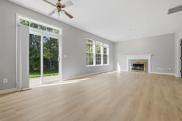 9601 Cypress Way — Photo 10