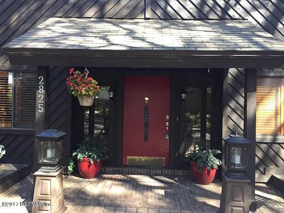 2nd image of 2825 Sylvan Ln