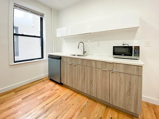 Rented by Brooklyn Blocks Real Estate | media 12