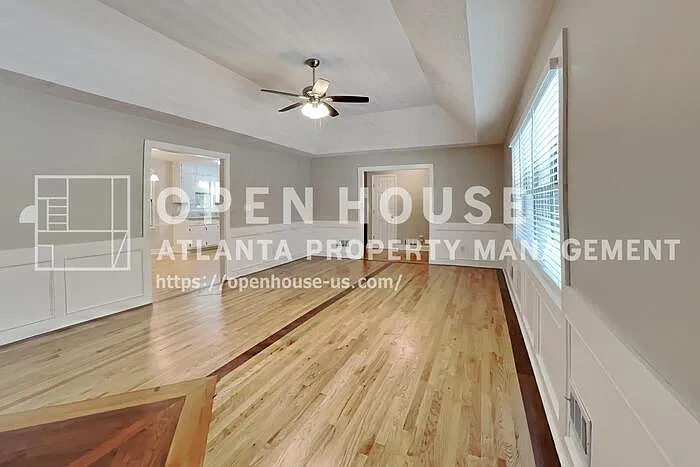 3 bed, 2.5 bath, 1632 sqft, $2,050 — Photo 4