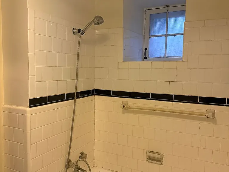 100 E Church St #7 — Photo 15