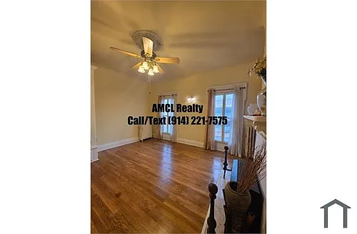 64 Hudson St Photo 1