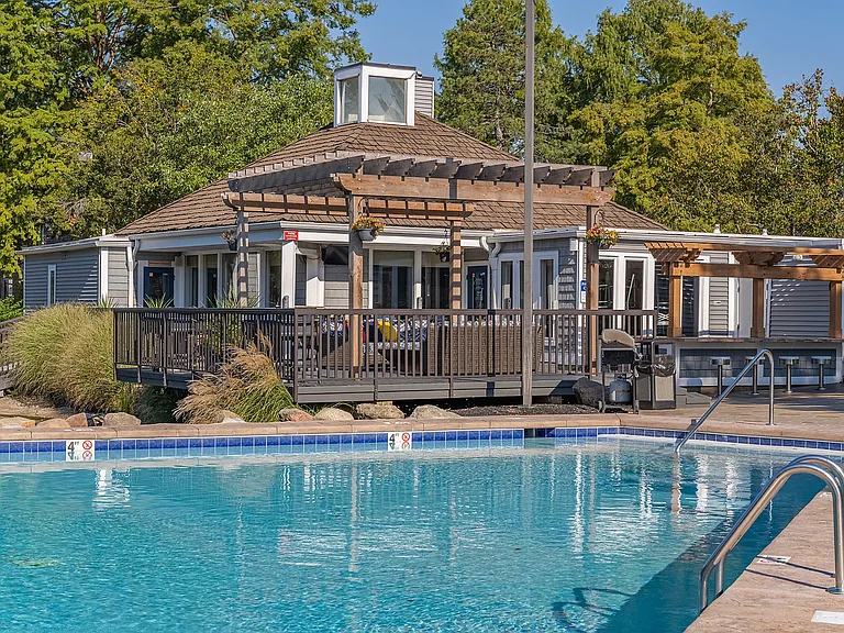 Harpers Point Apartments* — Photo 42