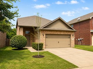 5548 Thunder Bay Dr, Fort Worth, TX 76119