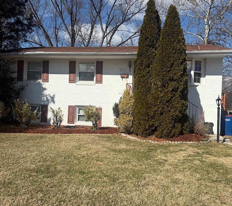 1st image of 801 S Hoga St