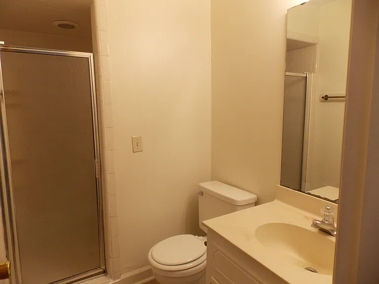 706 Plantation Dr — Photo 5