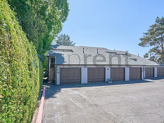 2nd image of 12316 SE 104th Ct