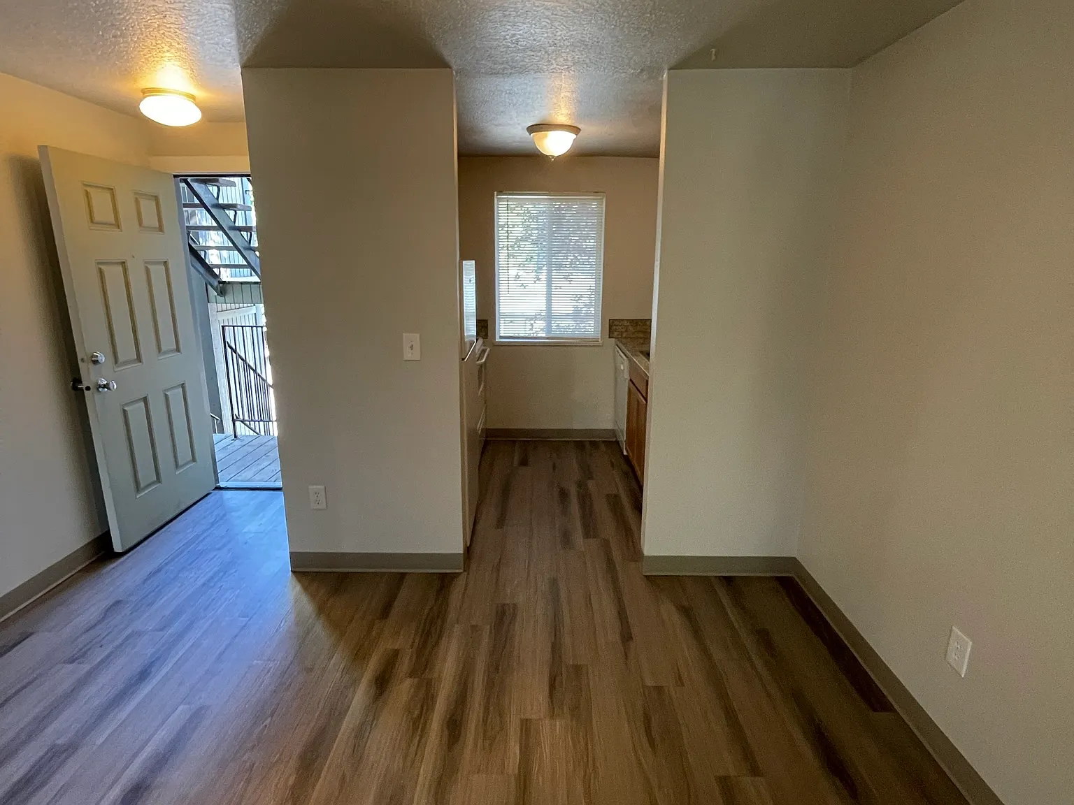 2 bed, 795 sqft, $1,395 — Photo 4