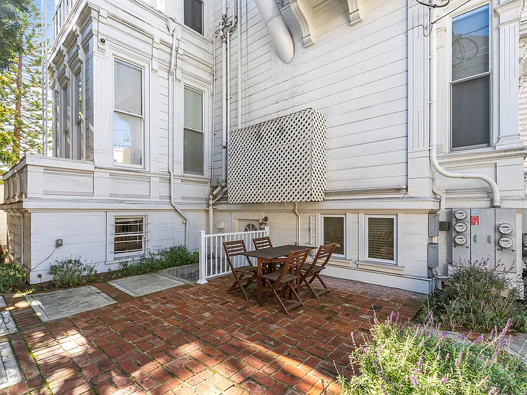 2615 California St — Photo 29