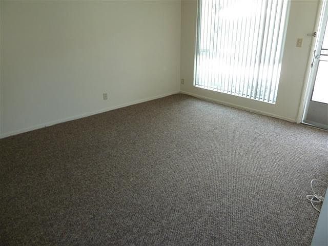 2nd image of 1780 Park Ave #C