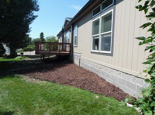 2 E Pine St, Pine Haven, WY 82721