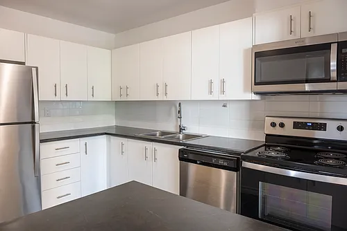 Floor plan 1 Bedroom + Den