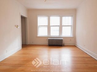 3906 W Argyle St APT 2B, Chicago, IL 60625
