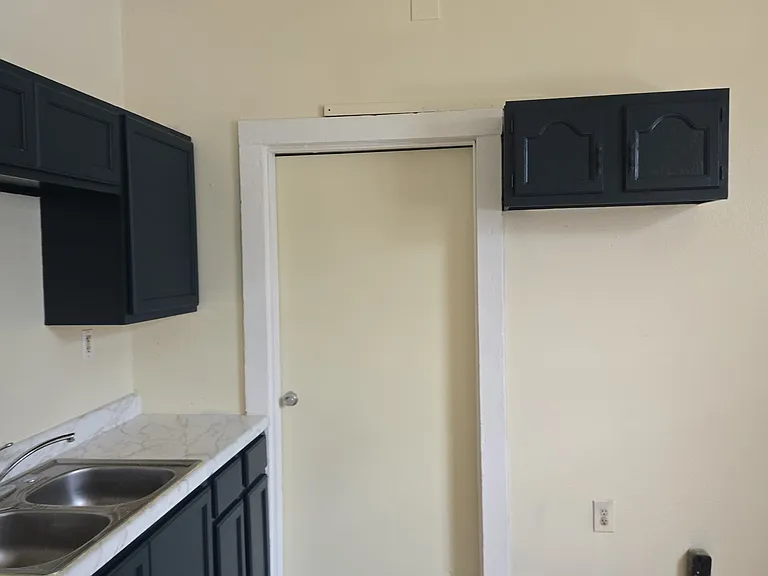 4122 S Johnson St — Photo 1