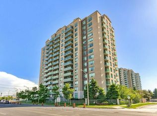 11 Oneida Cres #712, Richmond Hill, ON L4B 0A1
