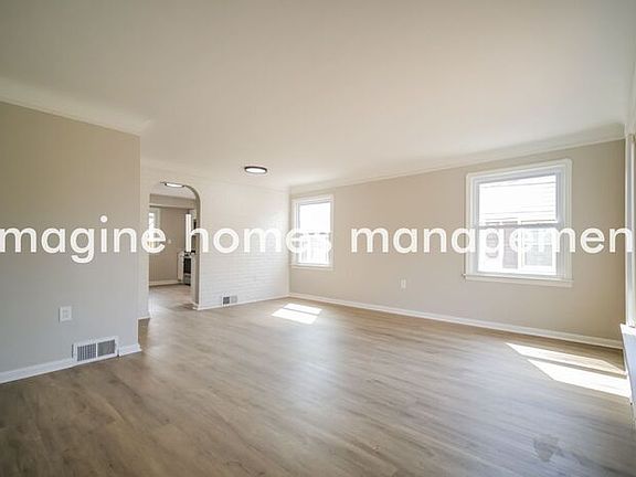 3rd image of 4803 Grace Rd