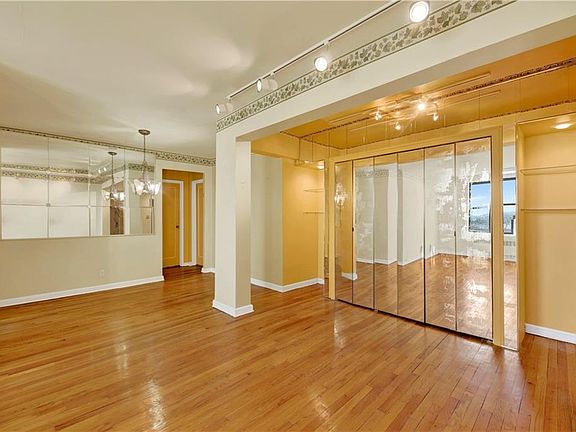 5th image of 2260 Burnett St APT 6K