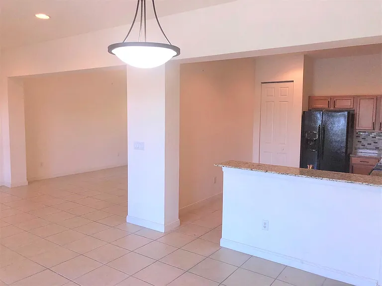 685 Pacific Grove Dr #2 — Photo 34