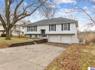 11665 Douglas St, Omaha, NE 68154