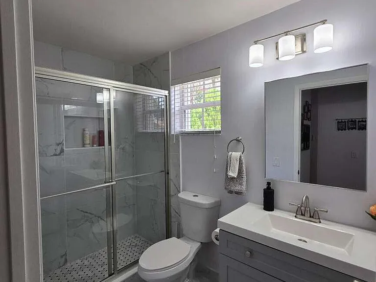856 Stanton Dr — Photo 17