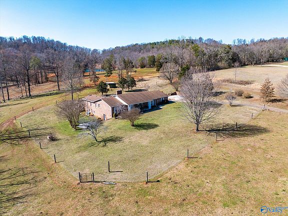 5th image of 775 Highway 39 E