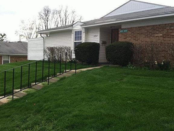 3rd image of 5857 Troy Villa Blvd