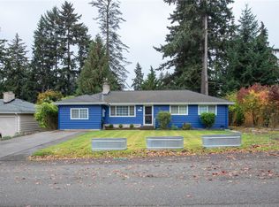 611 S 194th St, Des Moines, WA 98148