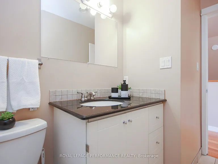 736 Cooper St E #3 — Photo 18