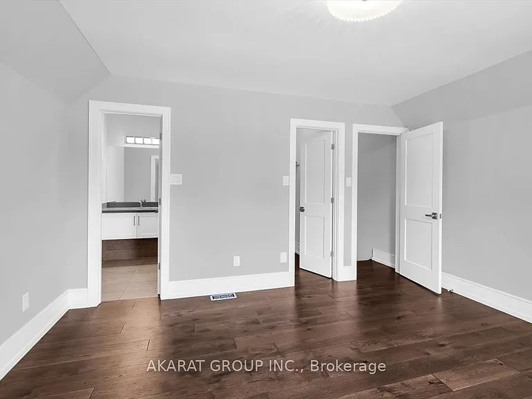 1274 Kings College Dr — Photo 35