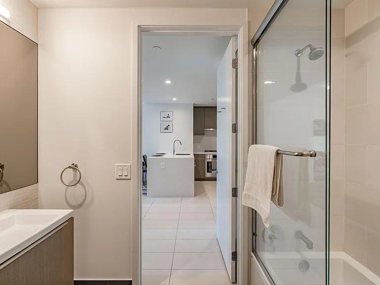 889 Francisco St #802 — Photo 11