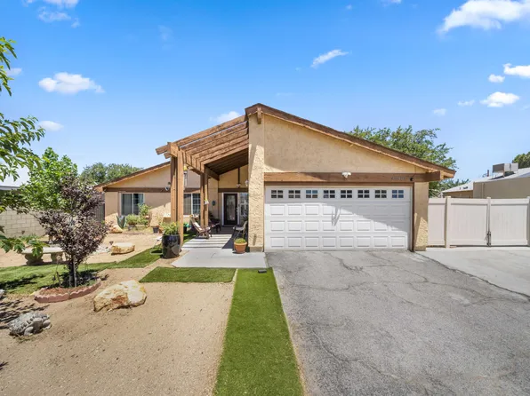 42810 Yew St, Lancaster, CA 93536