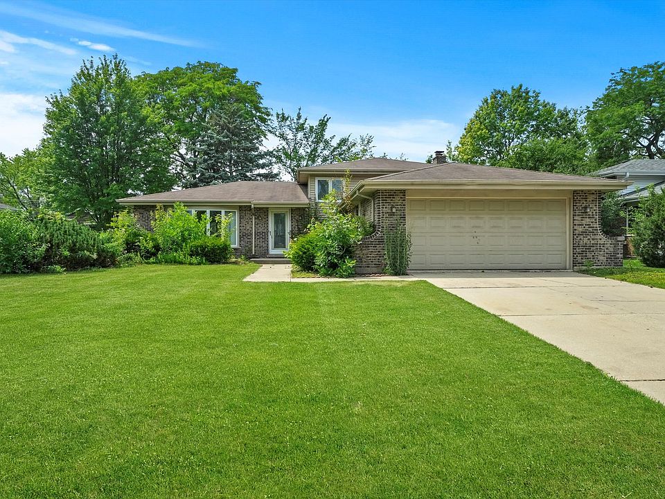 1st image of 7622 Stratford Pl