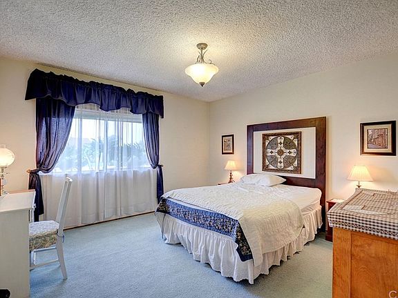 5th image of 204 S Homerest Ave