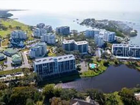 100 Oakmont Ln APT 502, Belleair, FL 33756