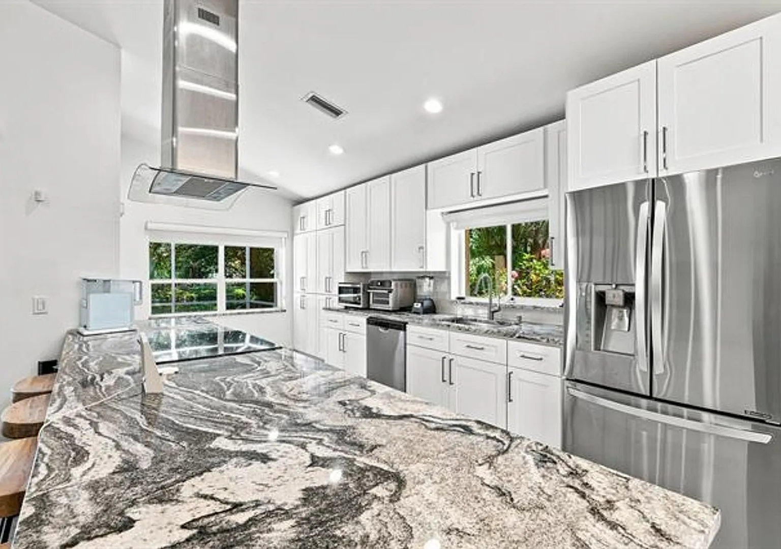 1031 NW 108th Ave # 1031, Plantation, FL 33322 — Photo 1