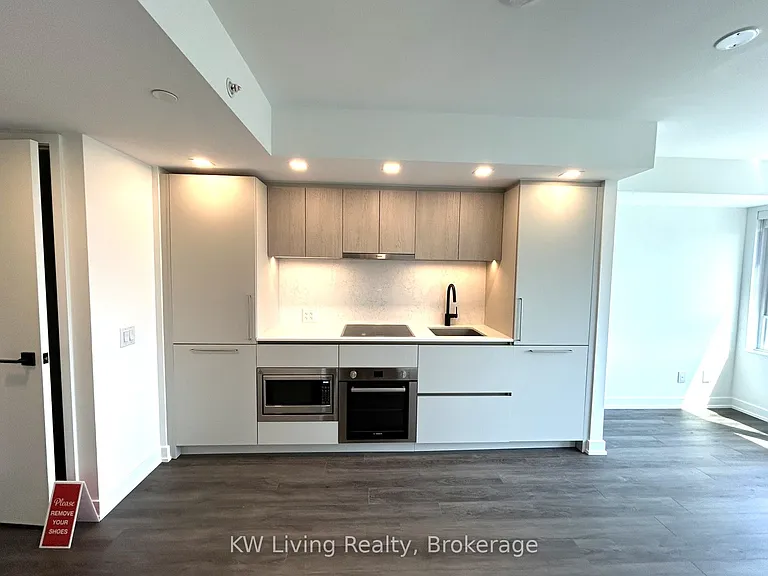 609 Sherbourne St #1209 — Photo 8