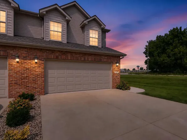 7131 N Thomas Davis Dr, Peoria, IL 61615
