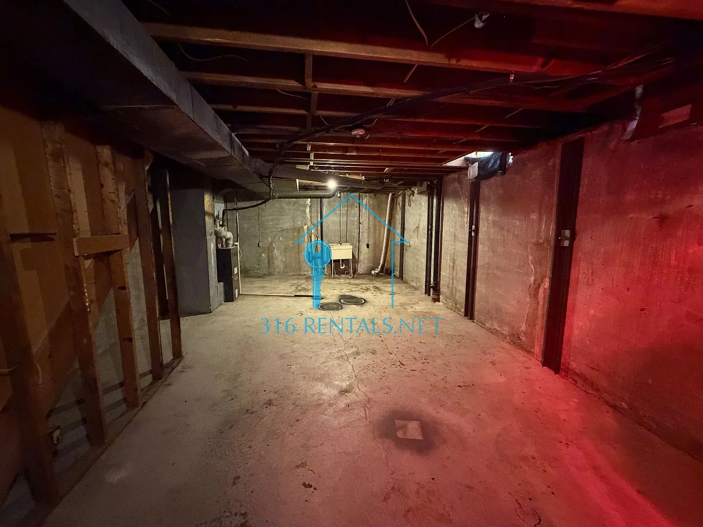 $850- 2 bed 1 bath - Townhomes — Photo 3