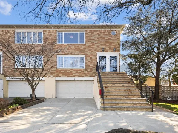 16 Caro St, Staten Island, NY 10314