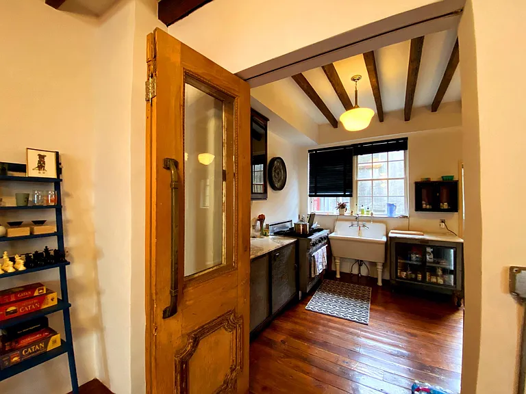 704 Druid Hill Ave — Photo 6