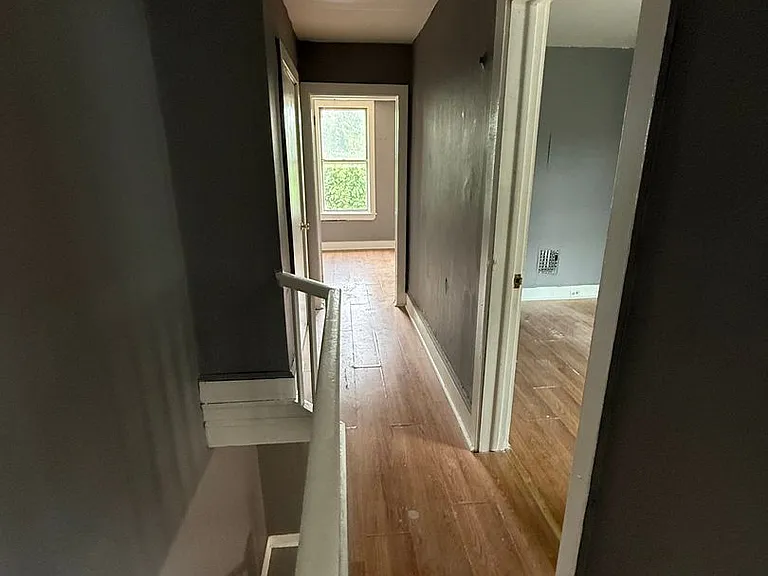 5318 Glenmore Ave — Photo 4