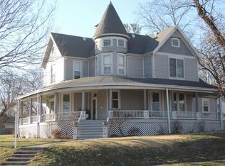 405 W Washington Ave, Greenville, IL