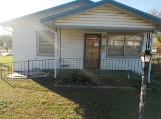 302 N Rangeline St, Tecumseh, OK 74873