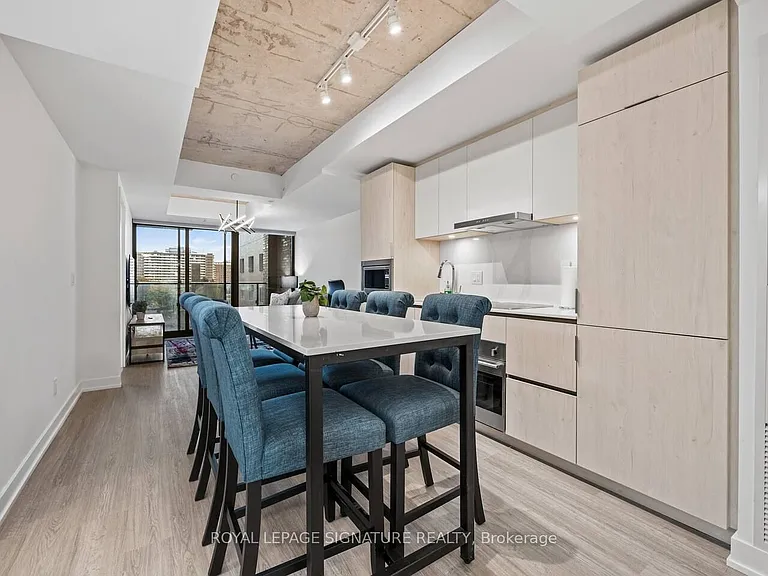 47 Mutual St #506 — Photo 3