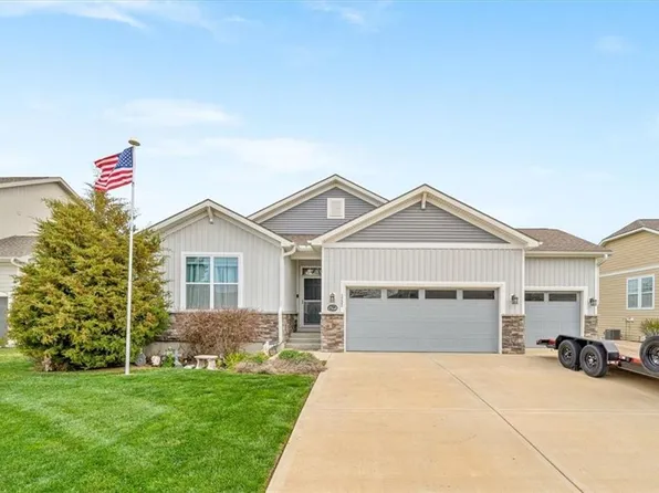 1232 SW Sapperton Rd, Lees Summit, MO 64083