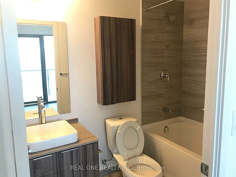 11 Wellesley St W #2302 — Photo 10