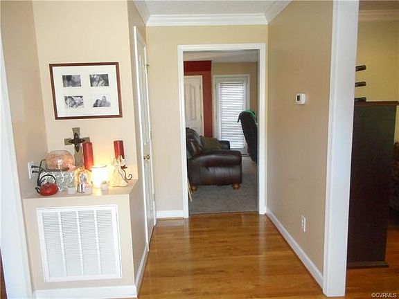 3rd image of 4443 Cypress Creek Dr