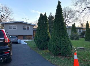 514 Old Indian Trl, Aurora, IL 60506