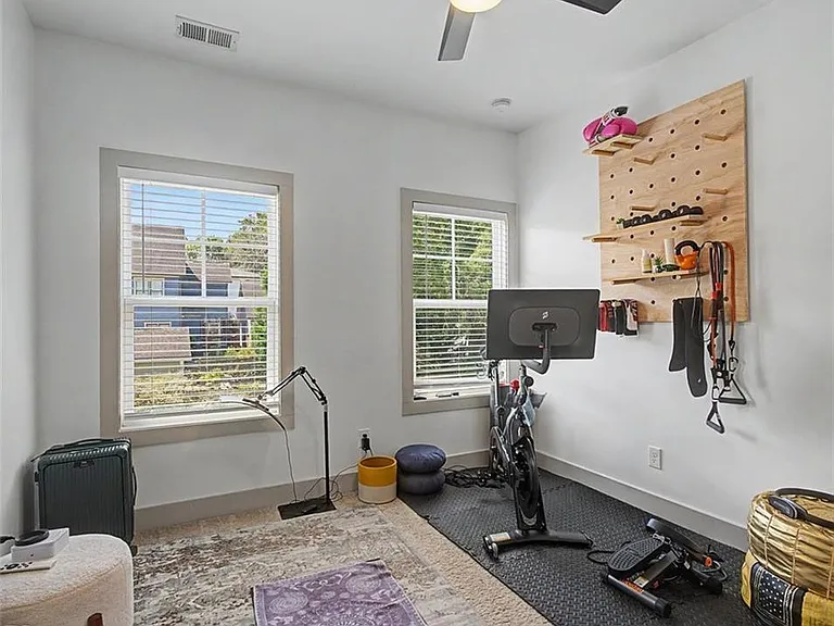 1196 Wylie St SE — Photo 23