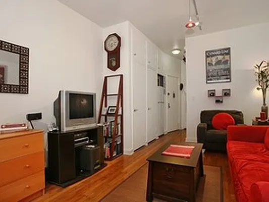 Sold by Corcoran | media 23